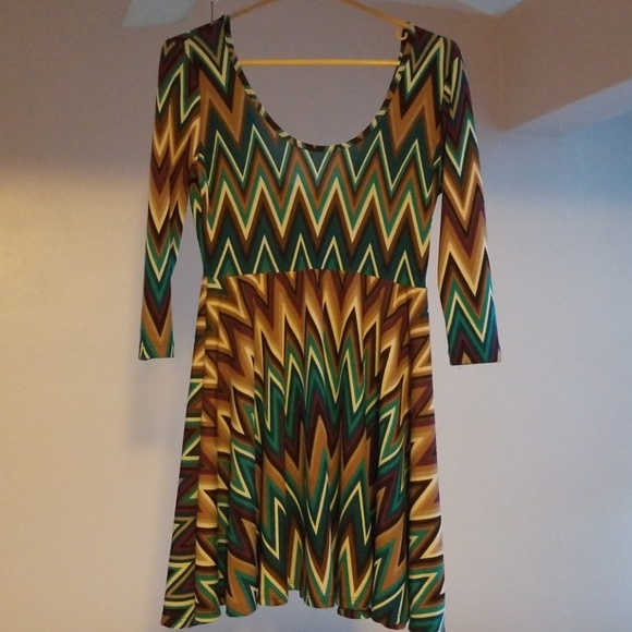Flare Multicolor dress - Picture 3 of 5
